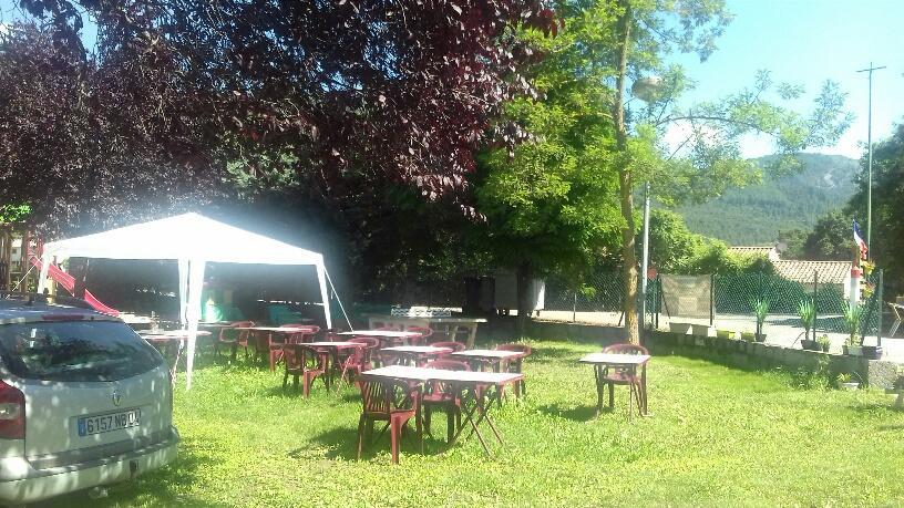 Camping Du Lac Saint-Julien-du-Verdon Eksteriør billede